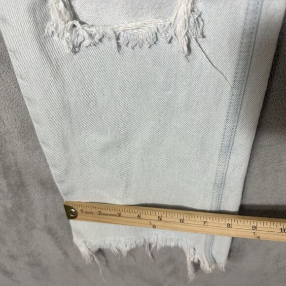 Free People We The Free Maggie Crop Jeans Sz 29 Lt Blue Distressed Raw Hem Boho - Picture 6 of 12
